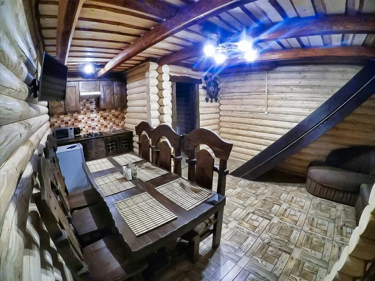 Cottage Hata Zustrich บูโคเวล ภายนอก รูปภาพ